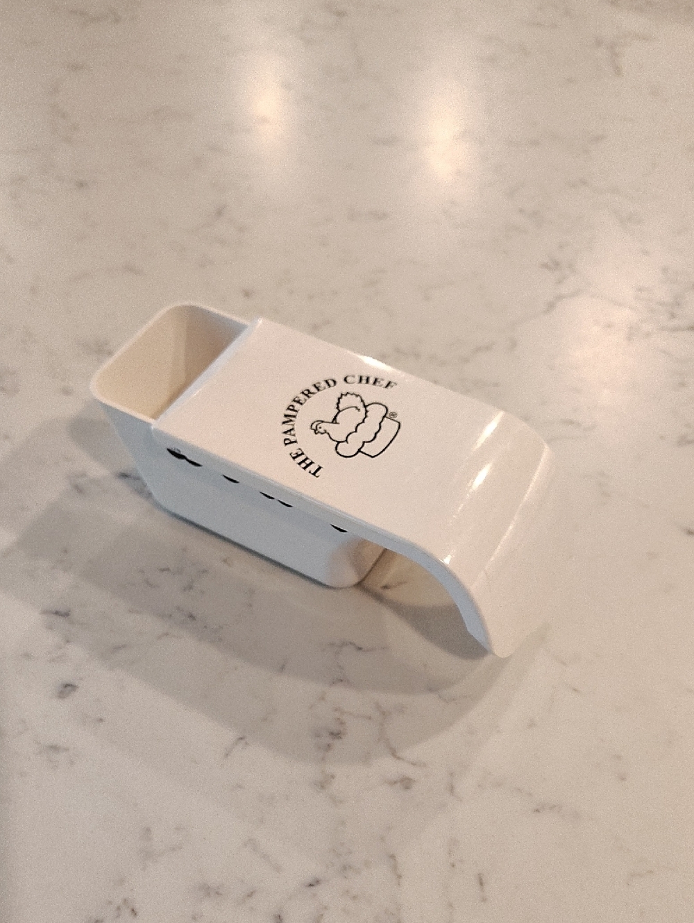 The Pampered Chef Measuring Cup